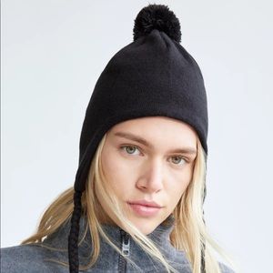 Aritzia TNA Landon Hat